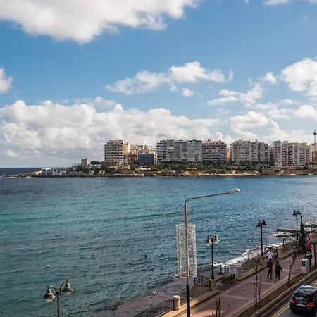 Sea View - 3 Bedroom Daire